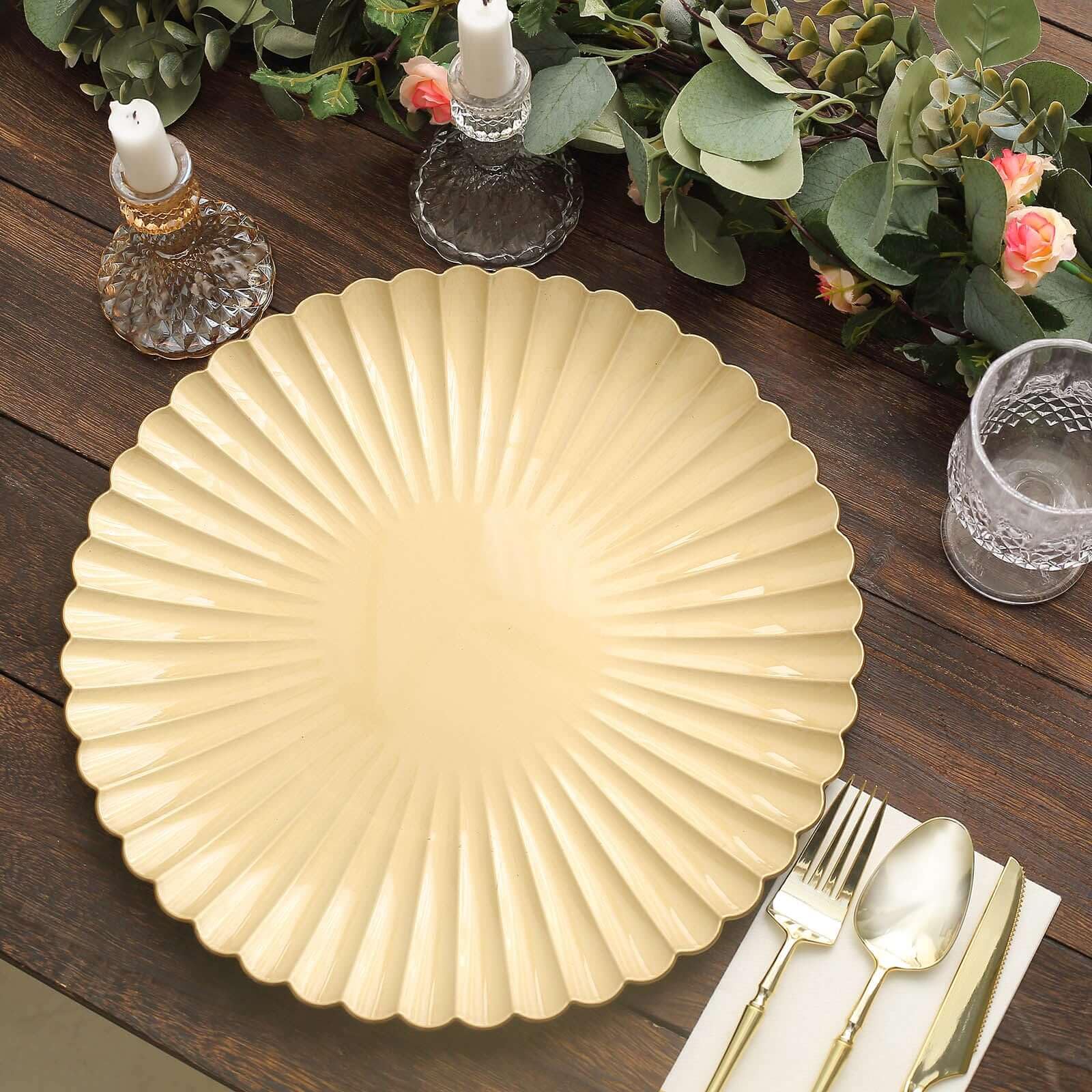 Tableclothsfactory 6 Pack | 13" Gold Scalloped Shell Pattern Plastic Serving Plates, Round Disposable Charger Plates - Image 4